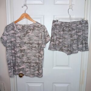 Sleep Nation Pajamas Shorts Pajama Set Sleep Gray Pink Camo Women's Size M NWOT